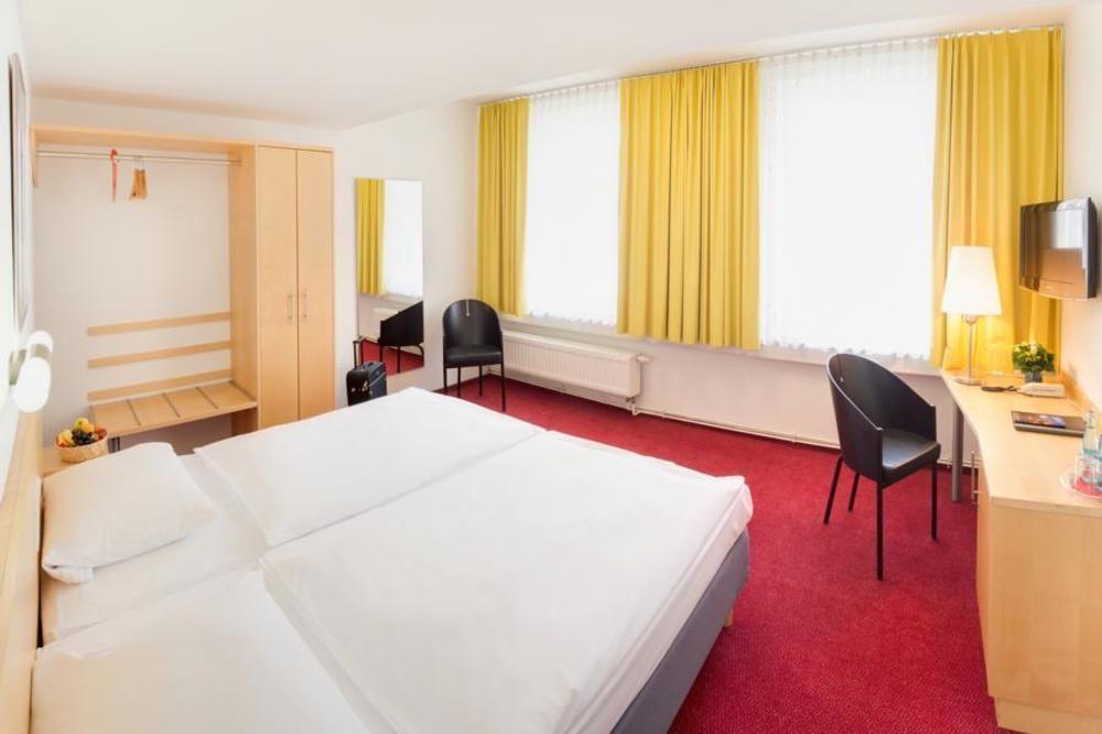 Cvjm Duesseldorf Hotel & Tagung Εξωτερικό φωτογραφία