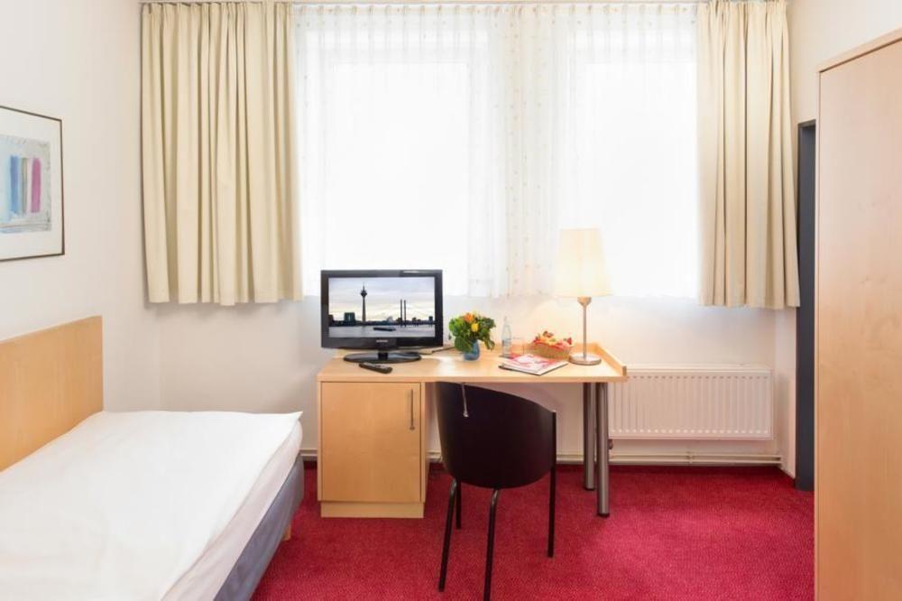 Cvjm Duesseldorf Hotel & Tagung Εξωτερικό φωτογραφία