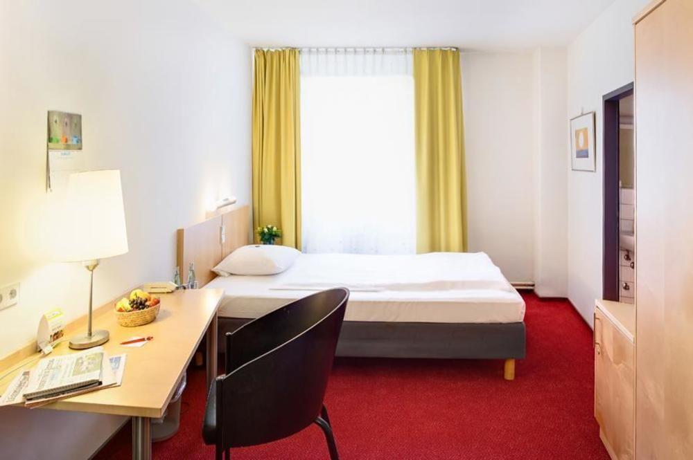 Cvjm Duesseldorf Hotel & Tagung Εξωτερικό φωτογραφία